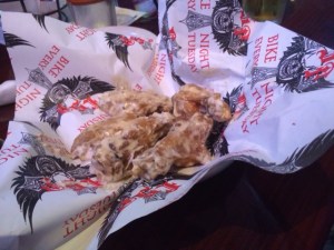 There are wings under that sauce. But no spice.