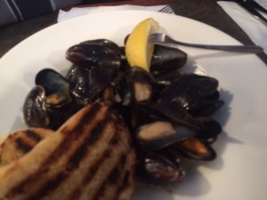 Can we get some mussels with this garlic please?